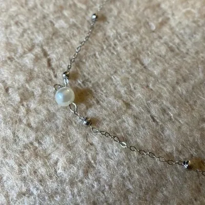 Collier chaînette perle 